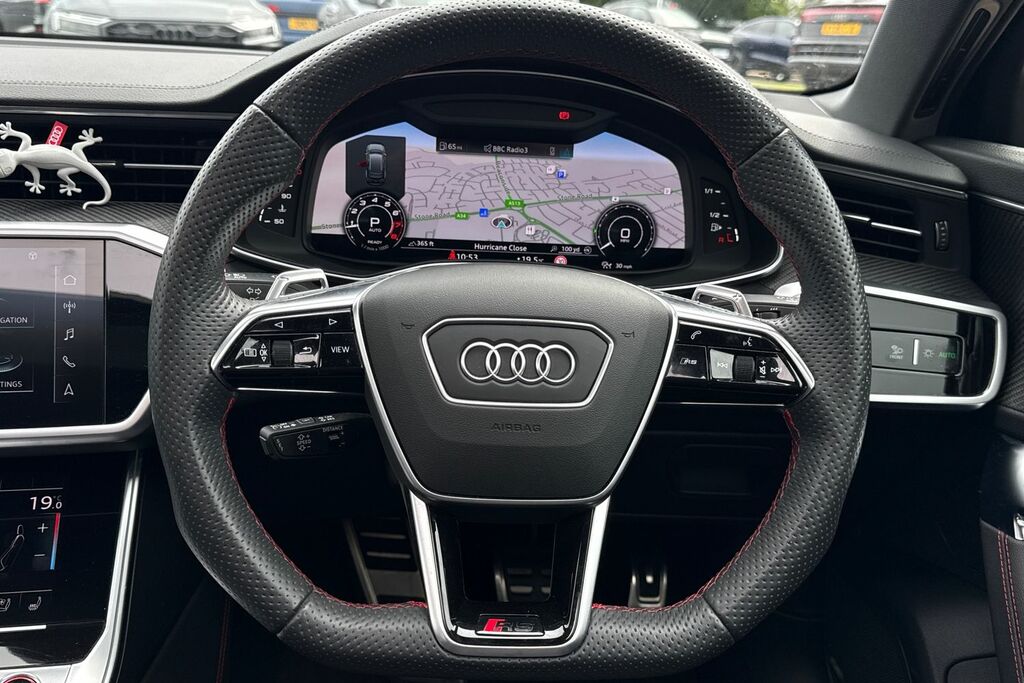 Audi RS6 Avant Estate Black #44