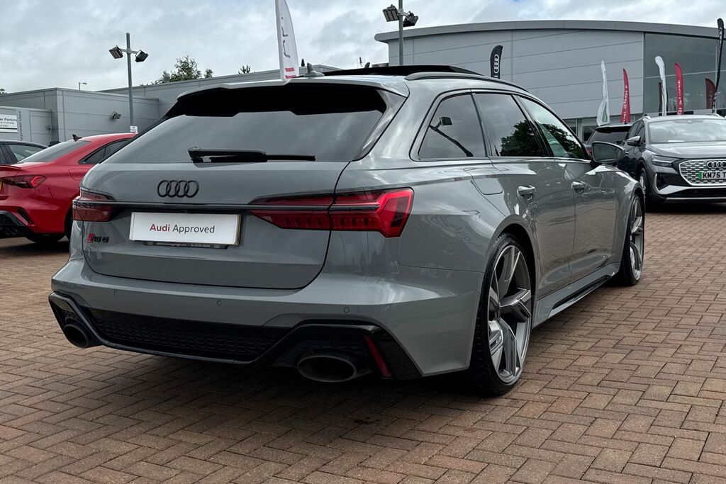 Audi RS6 Avant Estate Black #25