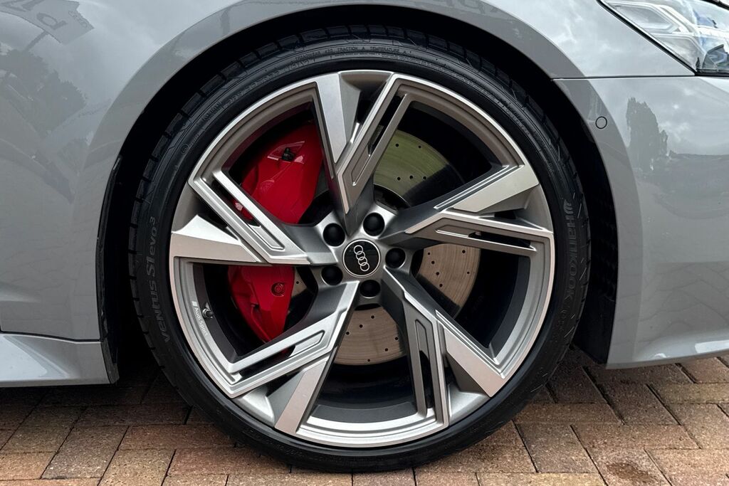 Audi RS6 Avant Estate Black #10