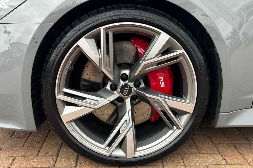 Audi RS6 Avant Estate Black #11