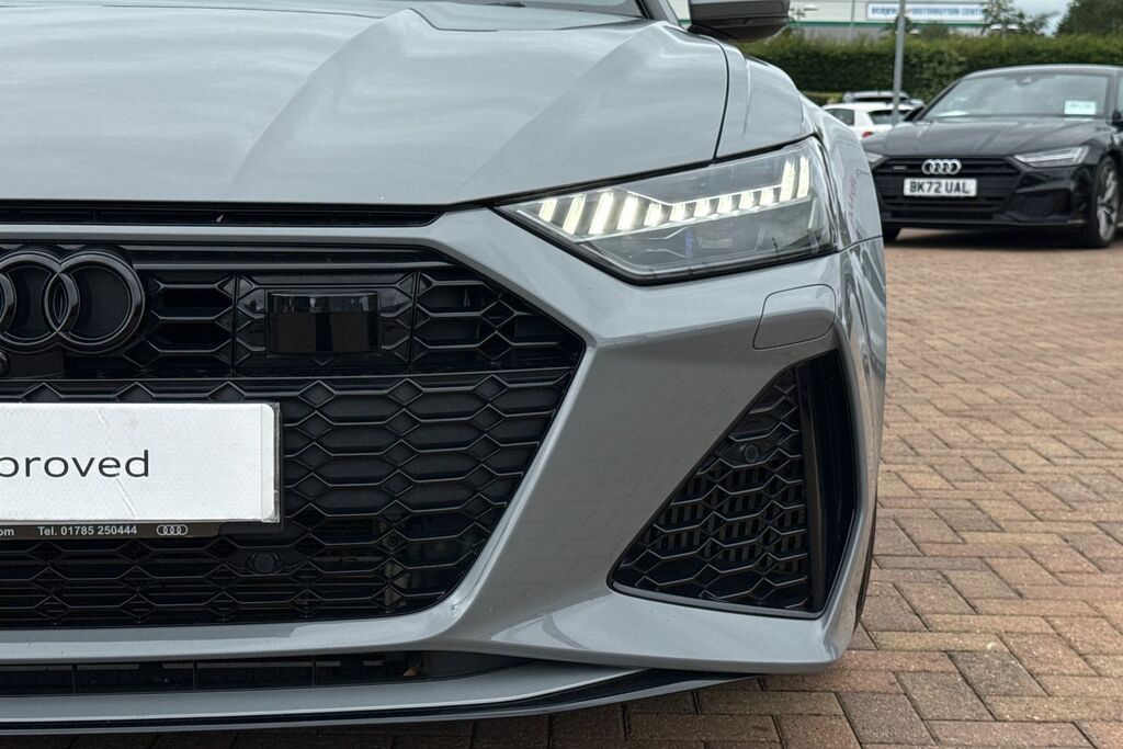Audi RS6 Avant Estate Black #28