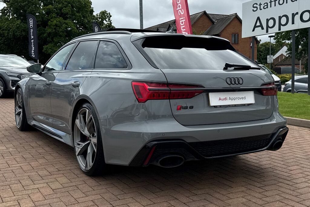 Audi RS6 Avant Estate Black #7