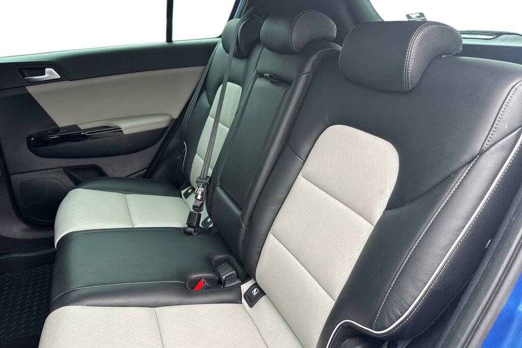 Kia Sportage 2 Black #17