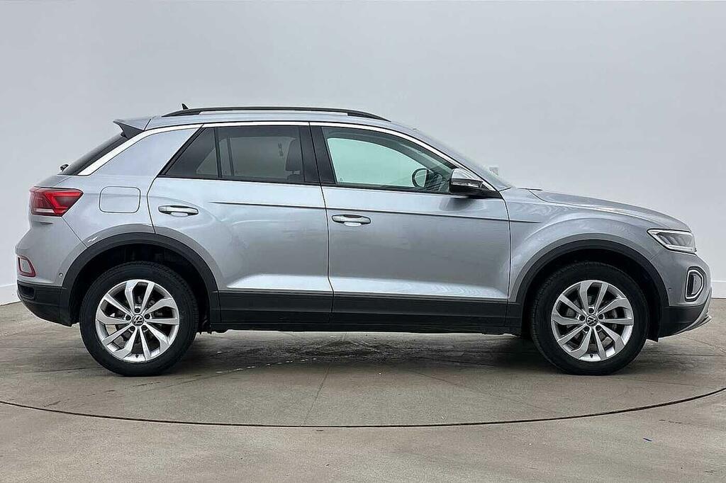 Volkswagen T-Roc 1.5 Tsi Match Dsg Silver #4