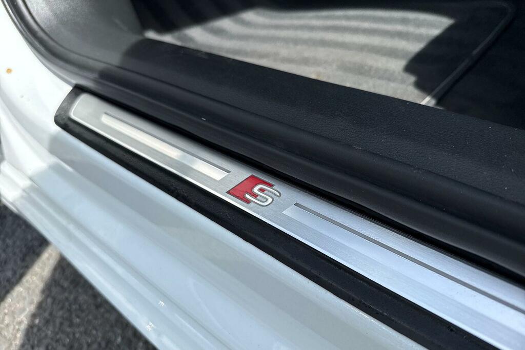 Audi A6 50 Tdi Quattro Black Edition Tip Grey #39