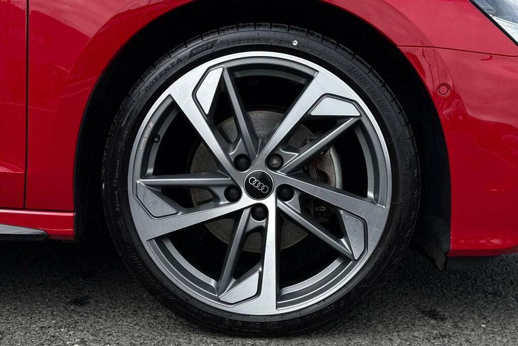 Audi A3 Edition 1 35 Tfsi 150 Ps S Tronic Red #6