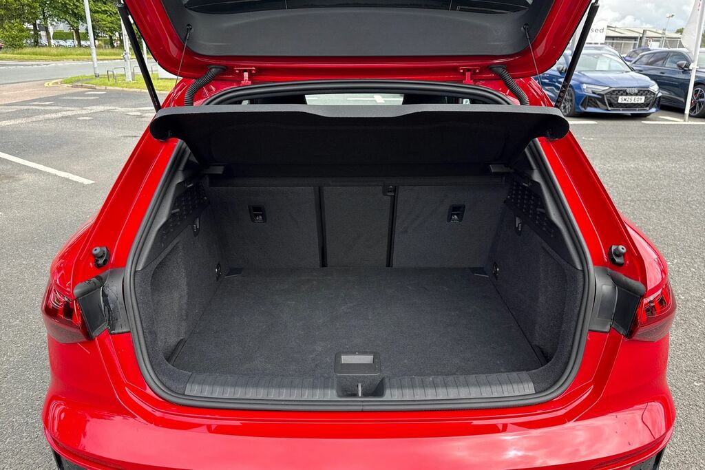 Audi A3 Edition 1 35 Tfsi 150 Ps S Tronic SN23LRS Red #6