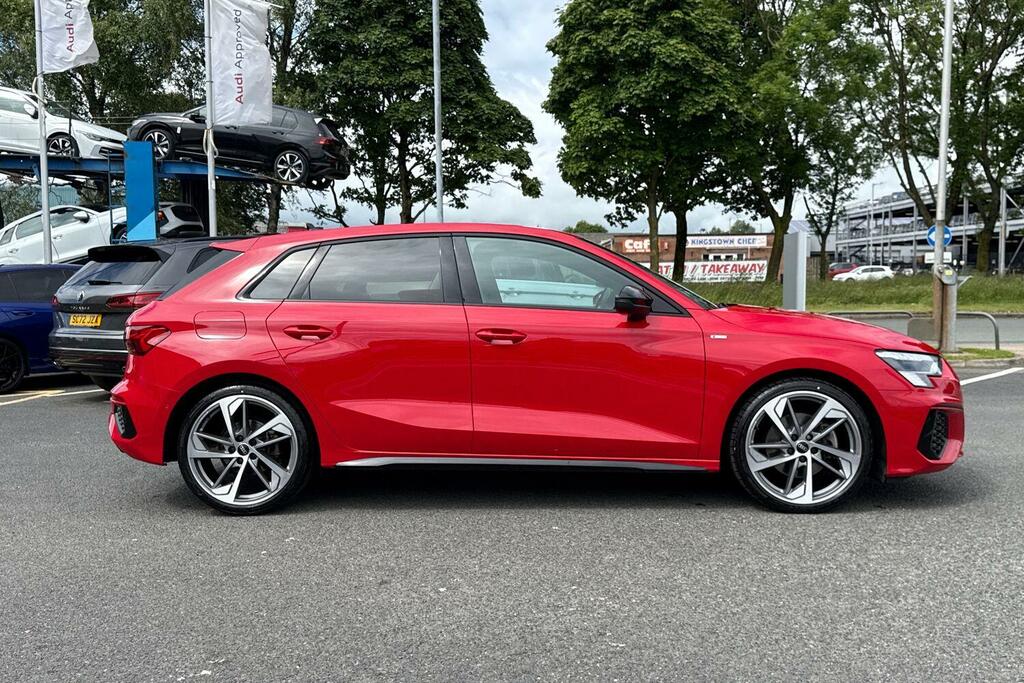 Audi A3 Edition 1 35 Tfsi 150 Ps S Tronic Red #3