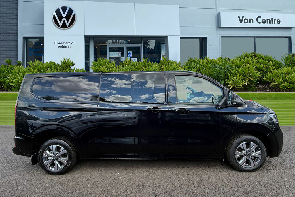 Volkswagen Transporter 2.0 Tdi 150 Commerce Pro Kombi Van Black #3