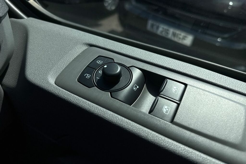 Volkswagen Transporter 2.0 Tdi T30 Commerce Plus Panel Van Man Grey #17