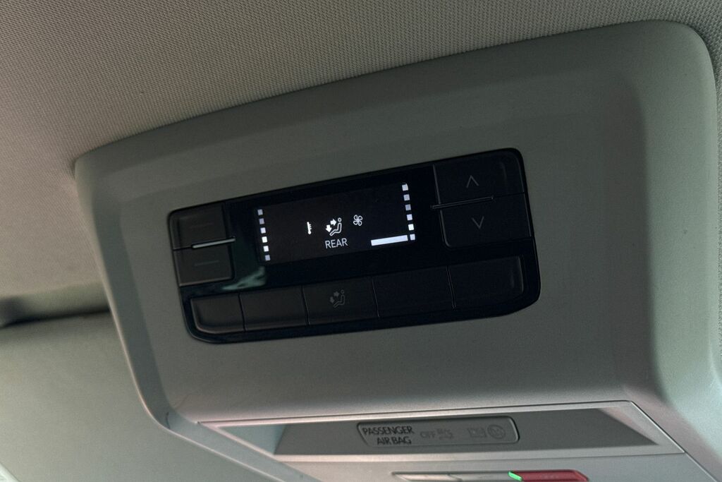 Volkswagen Transporter Shuttle Transporter S Tdi Grey #42
