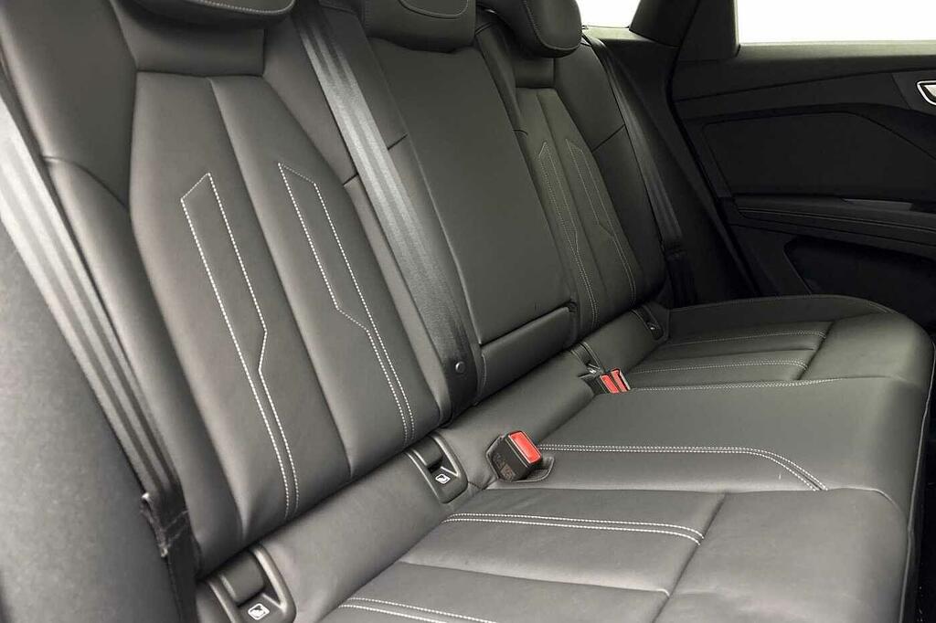 Audi Q4 E Tron Q4 E-tron Black Edition 55 Quattro Black #9