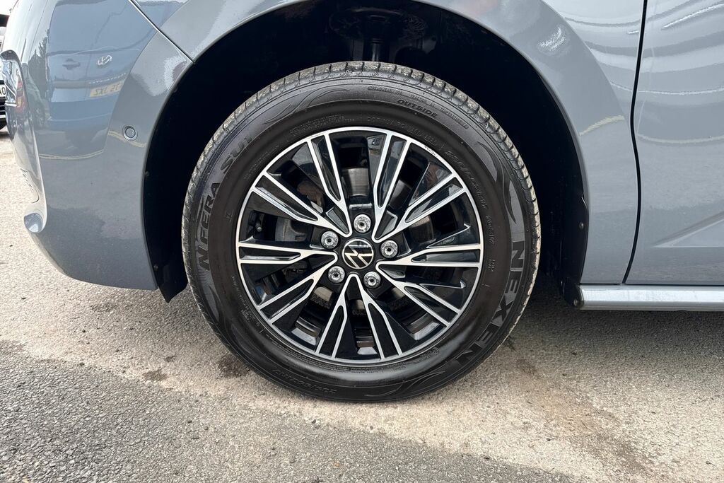 Volkswagen Multivan 2.0 Tsi Style Lwb Dsg 6 Seat 204 Ps  #9
