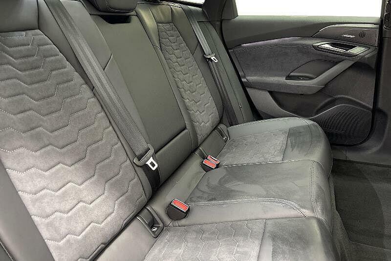 Audi A6 E-tron Avant 270Kw Performance 100Kwh Launch Edition Black #8