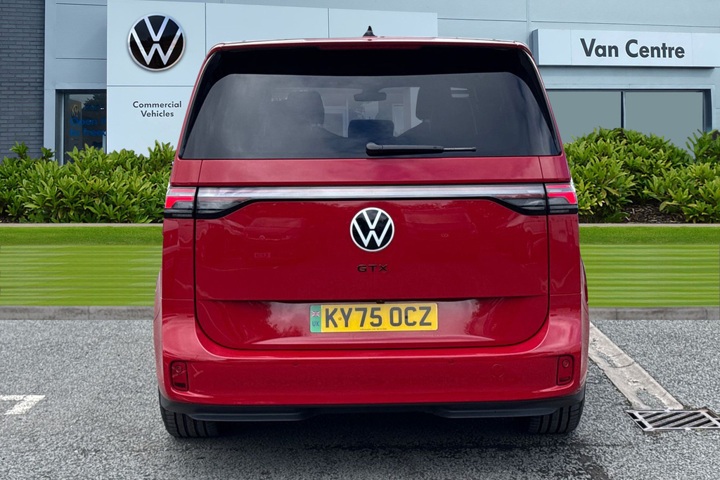 Volkswagen ID.Buzz Pro 79Kwh Gtx 4Motion Swb, 5Seat Red #4