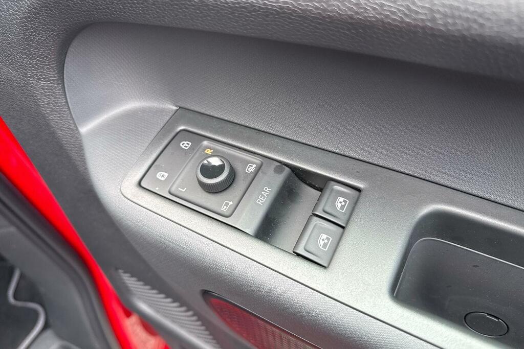 Volkswagen ID.Buzz Pro 79Kwh Commerce Panel Van 28 White #17