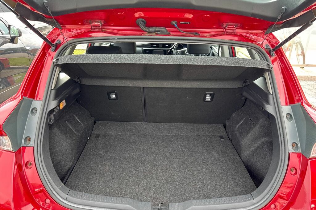 Toyota Auris 1.2 Vvt-i Business Edition Euro 6 Ss Red #6