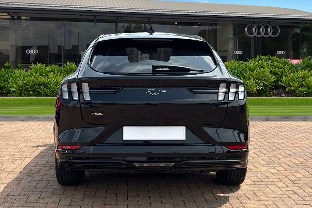 Ford Mustang Mach-E Standard Range 70Kwh Awd Black #4