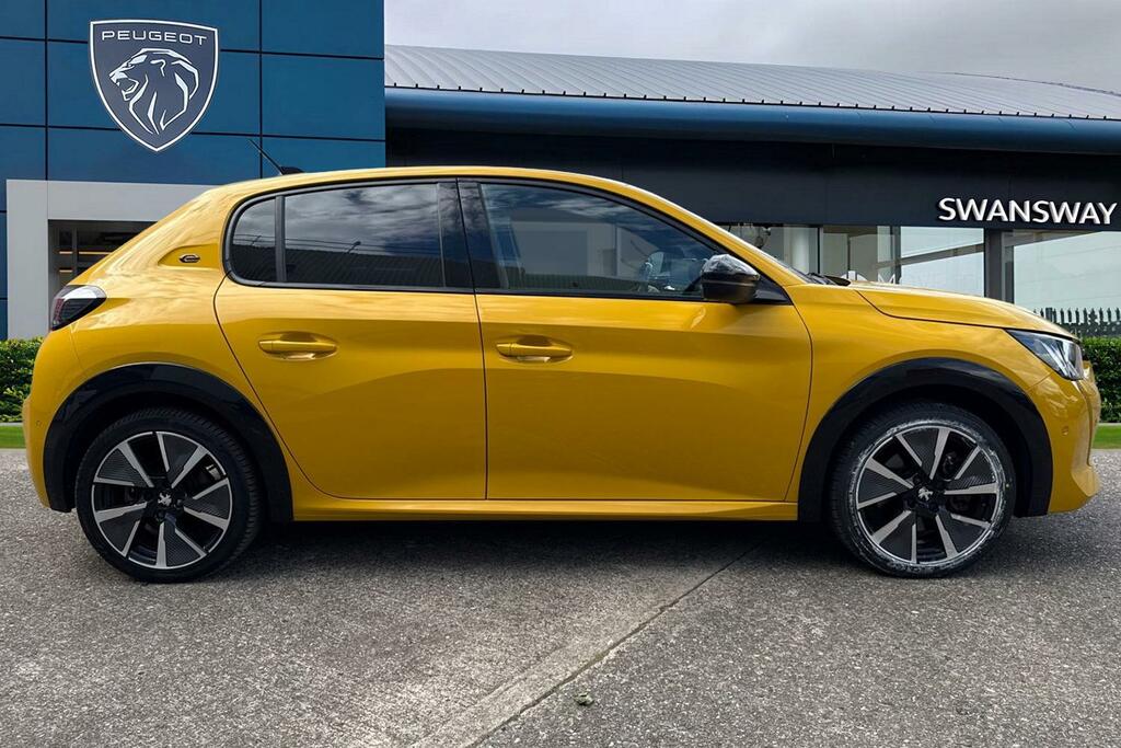 Peugeot e-208 50Kwh Gt 7Kw Charger Yellow #3