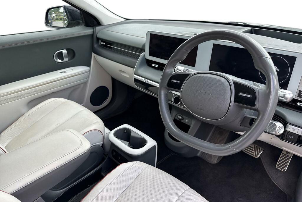 Hyundai Ioniq 5 Hatchback White #12