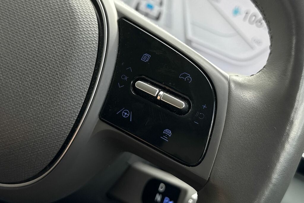 Hyundai Ioniq 5 Hatchback White #34