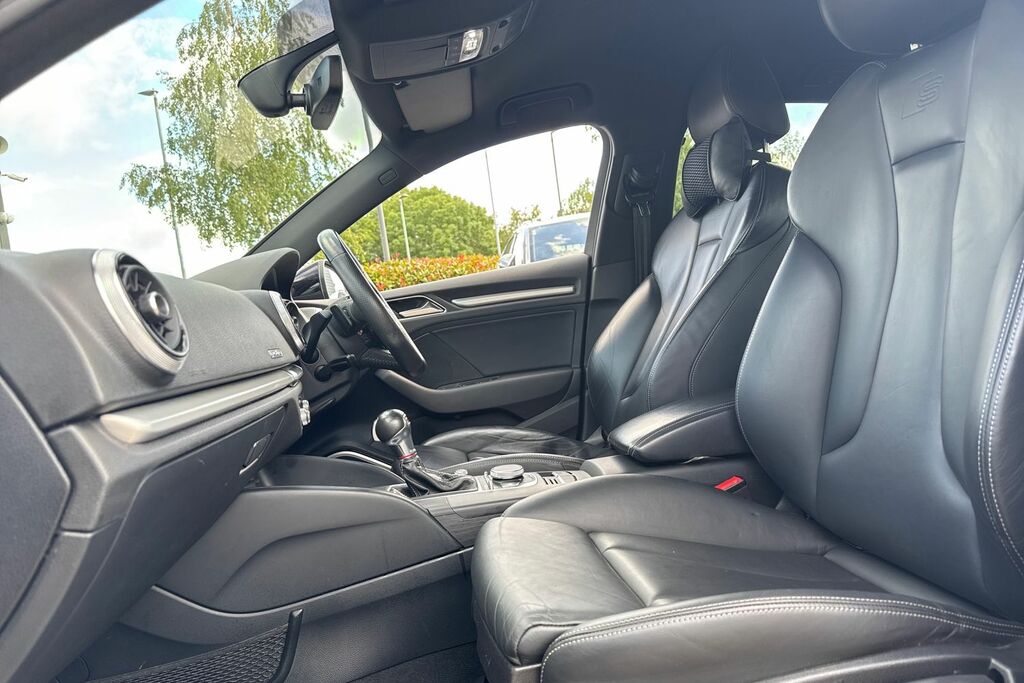Audi S3 S3 Tfsi Quattro S Tronic Black #33