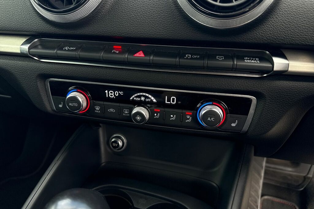 Audi S3 S3 Tfsi Quattro S Tronic Black #21
