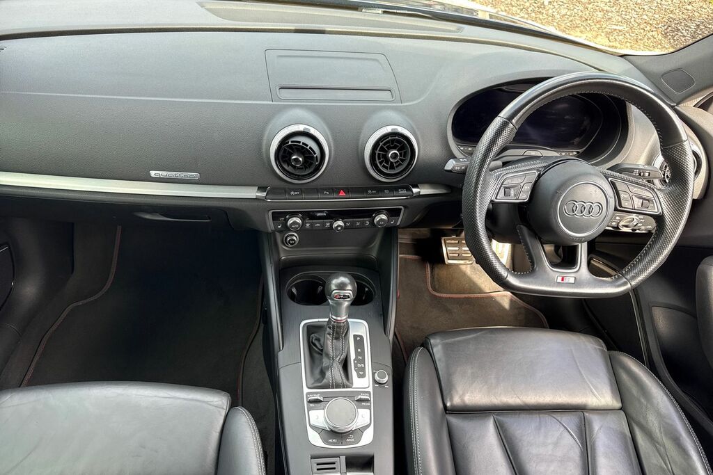 Audi S3 S3 Tfsi Quattro S Tronic Black #28