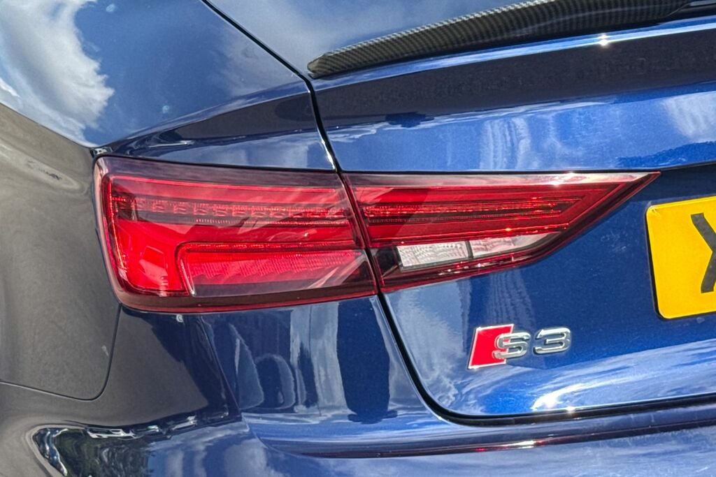 Audi S3 S3 Tfsi Quattro S Tronic Black #7