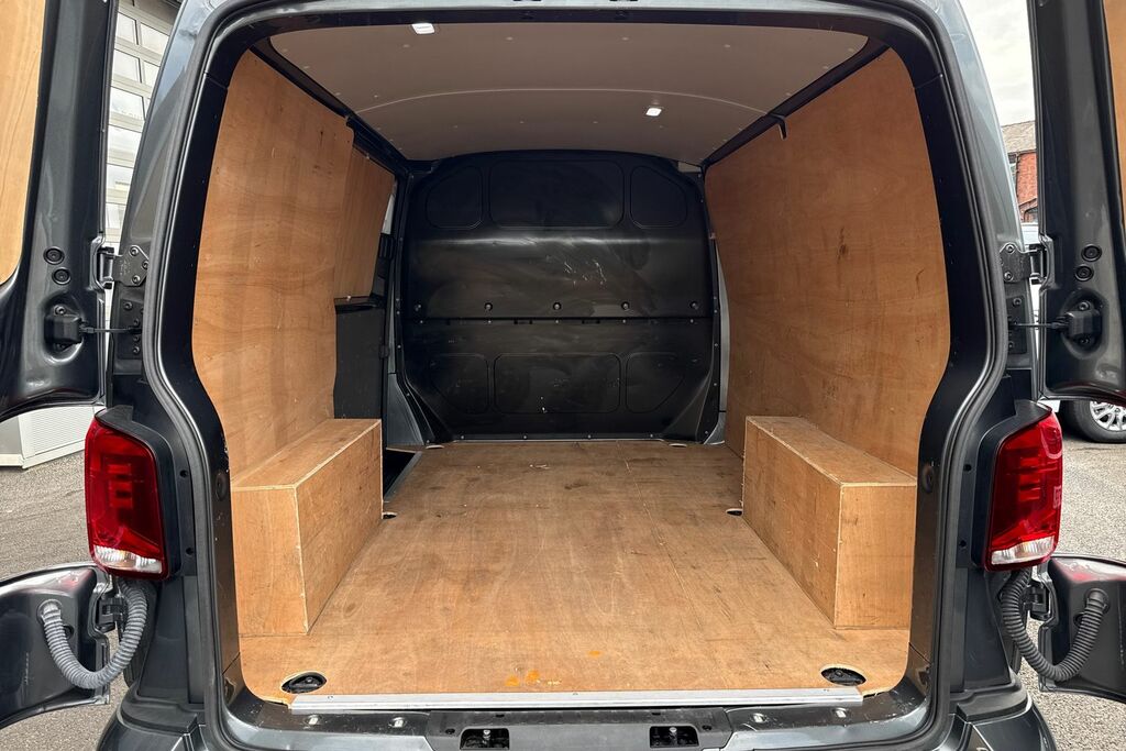 Volkswagen Transporter Highline Grey #9