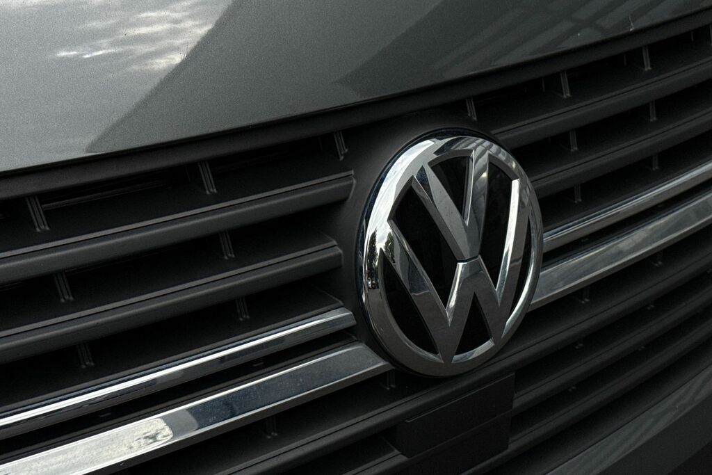 Volkswagen Transporter Highline Grey #24