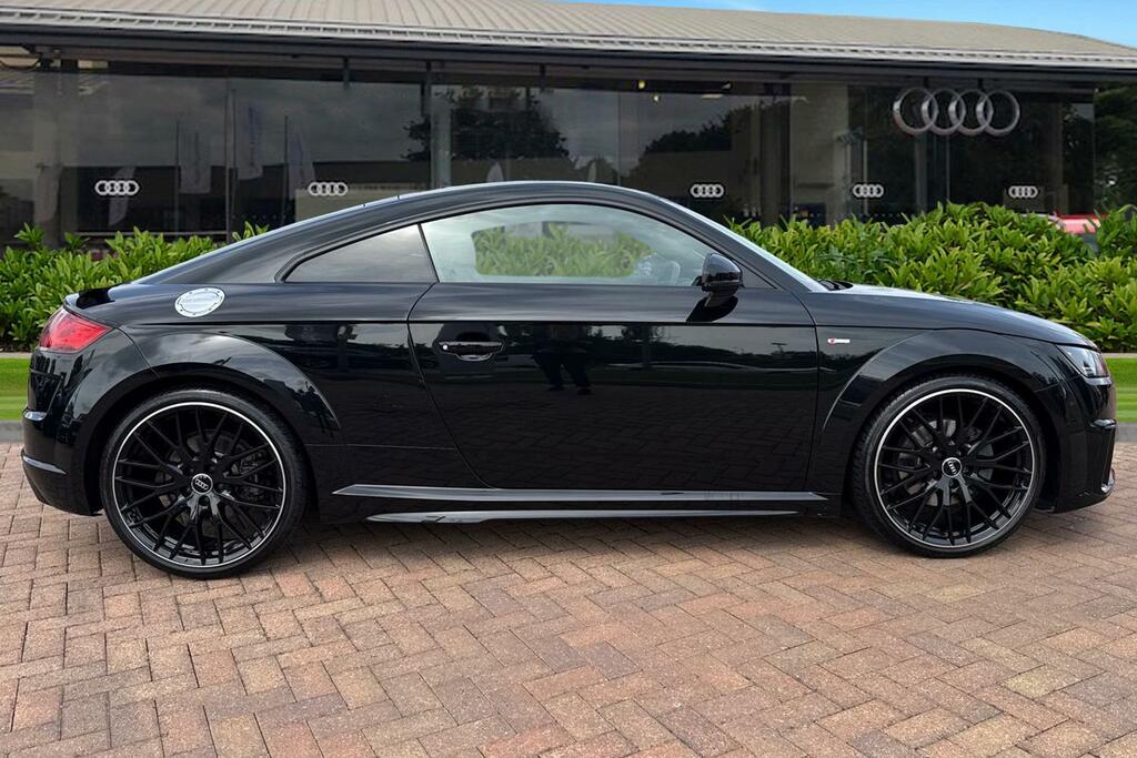 Audi TT 40 Tfsi Black Edition S Tronic Black #3