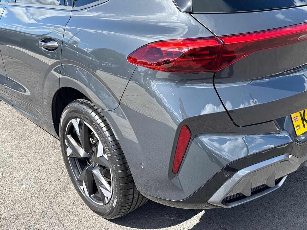 Cupra Terramar 1.5 Etsi V2 Suv Hybrid Dsg White #15