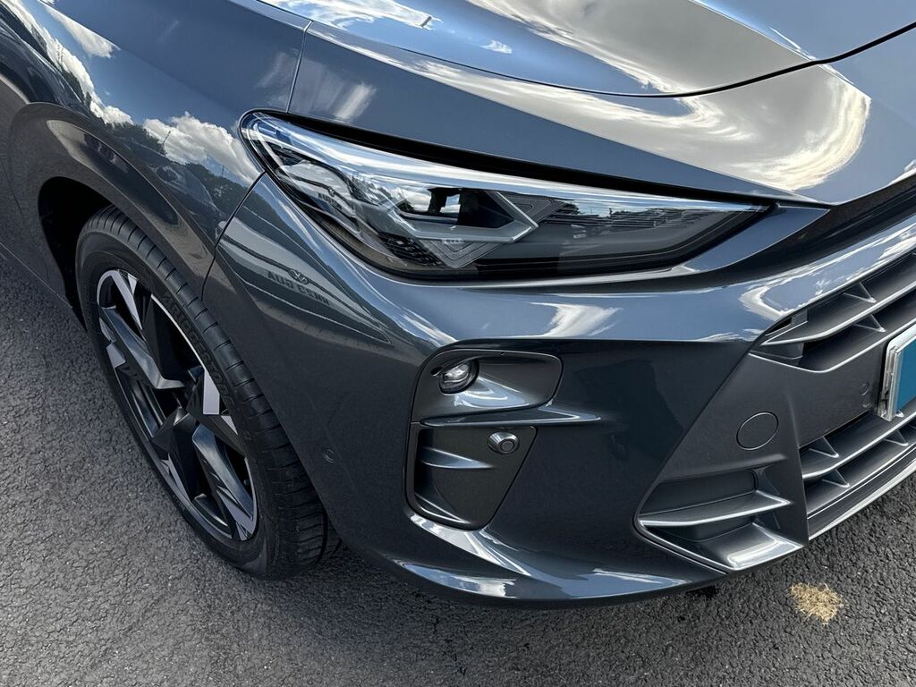 Cupra Terramar 1.5 Etsi V2 Suv Hybrid Dsg White #16