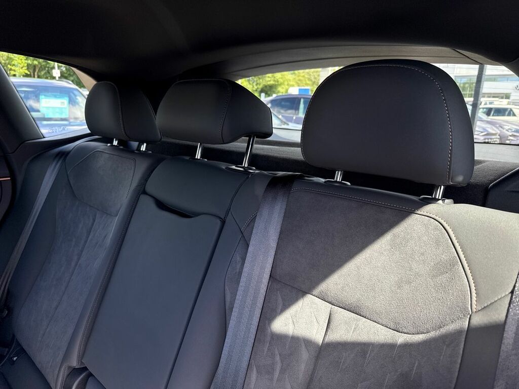 Cupra Terramar 1.5 Etsi V2 Suv Hybrid Dsg White #13