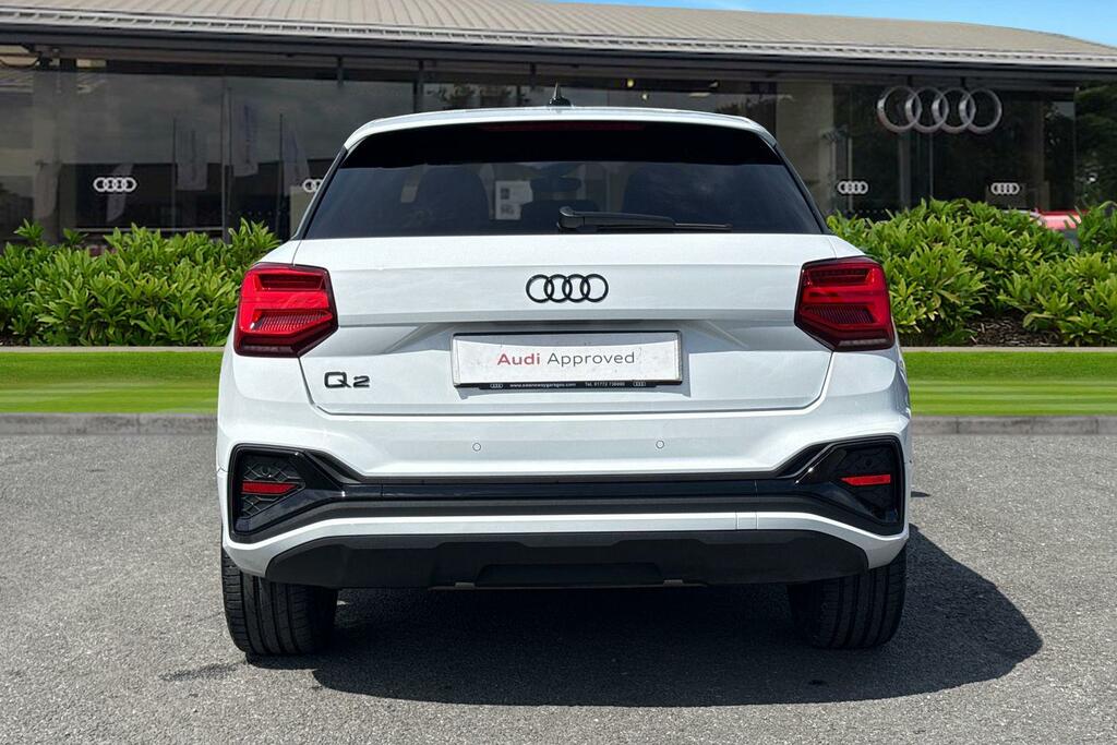Audi Q2 Black Edition 35 Tfsi 150 Ps S Tronic DF25FSA White #4