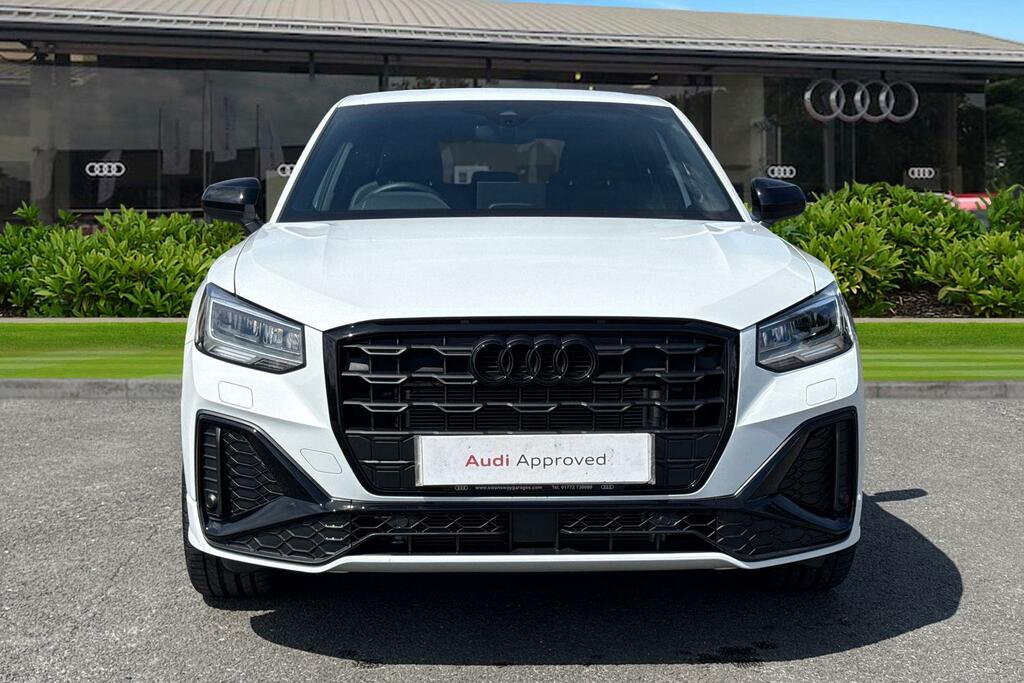 Audi Q2 Black Edition 35 Tfsi 150 Ps S Tronic DF25FSA White #5