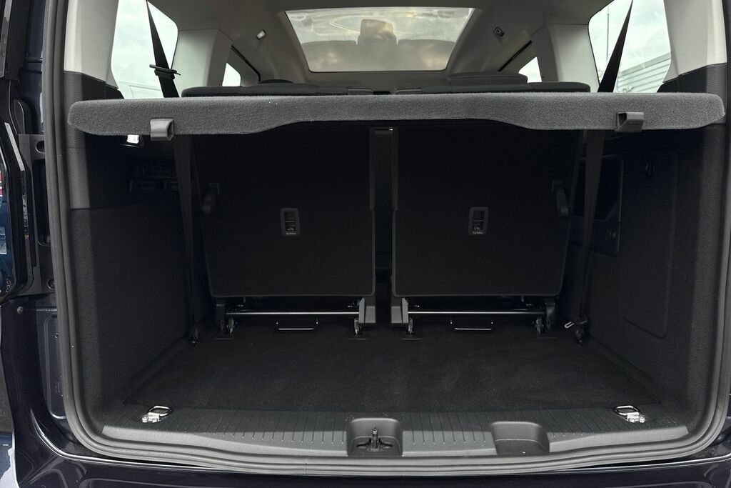 Volkswagen Caddy Maxi Life Mpv Silver #41
