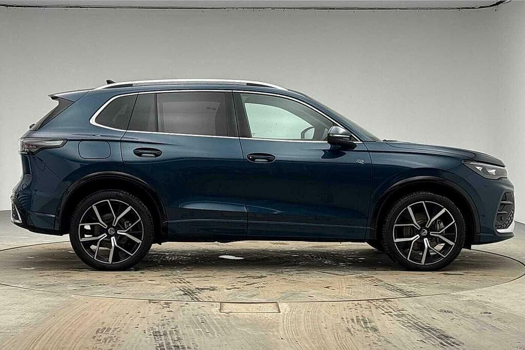 Volkswagen Tiguan 1.5 Tsi 272 Ehybrid R-line Dsg Iq Lights, Sunroof Blue #4