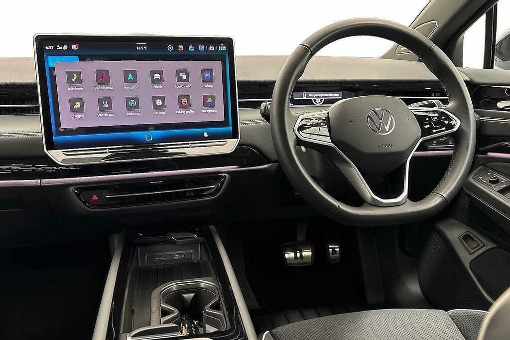 Volkswagen ID.7 210Kw Match Pro S Plus 86Kwh Interior Exterior Silver #2