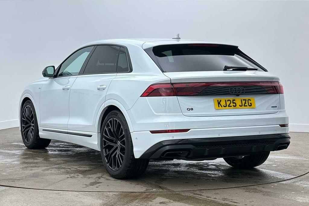 Audi Q8 Suv Black Edition Tfsi Quattro 340 Ps Tiptronic White #3