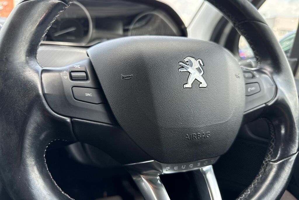 Peugeot 208 Blue #34