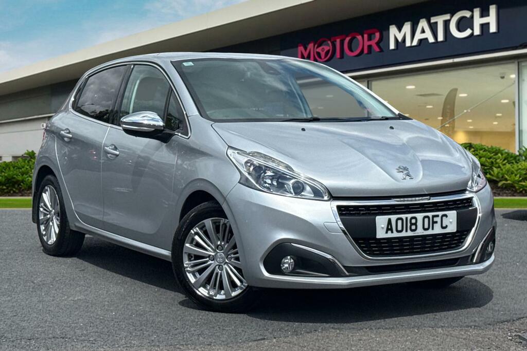 Peugeot 208 1.2 Puretech 110 Allure Eat6 Silver
