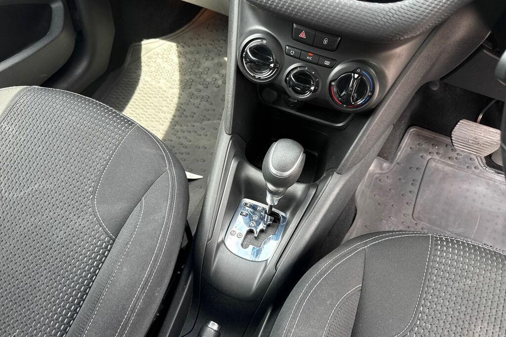 Peugeot 208 Blue #22