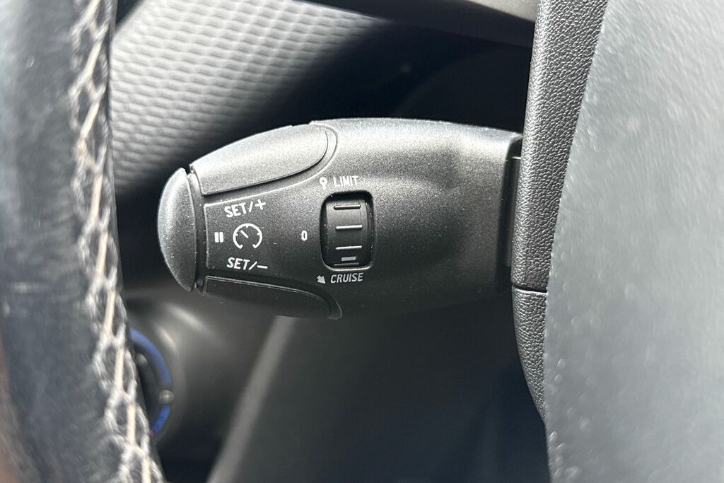 Peugeot 208 Blue #36