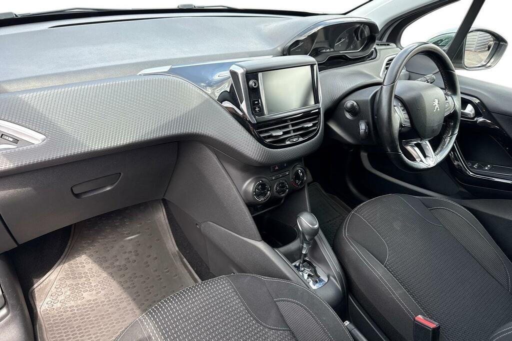 Peugeot 208 Black #8