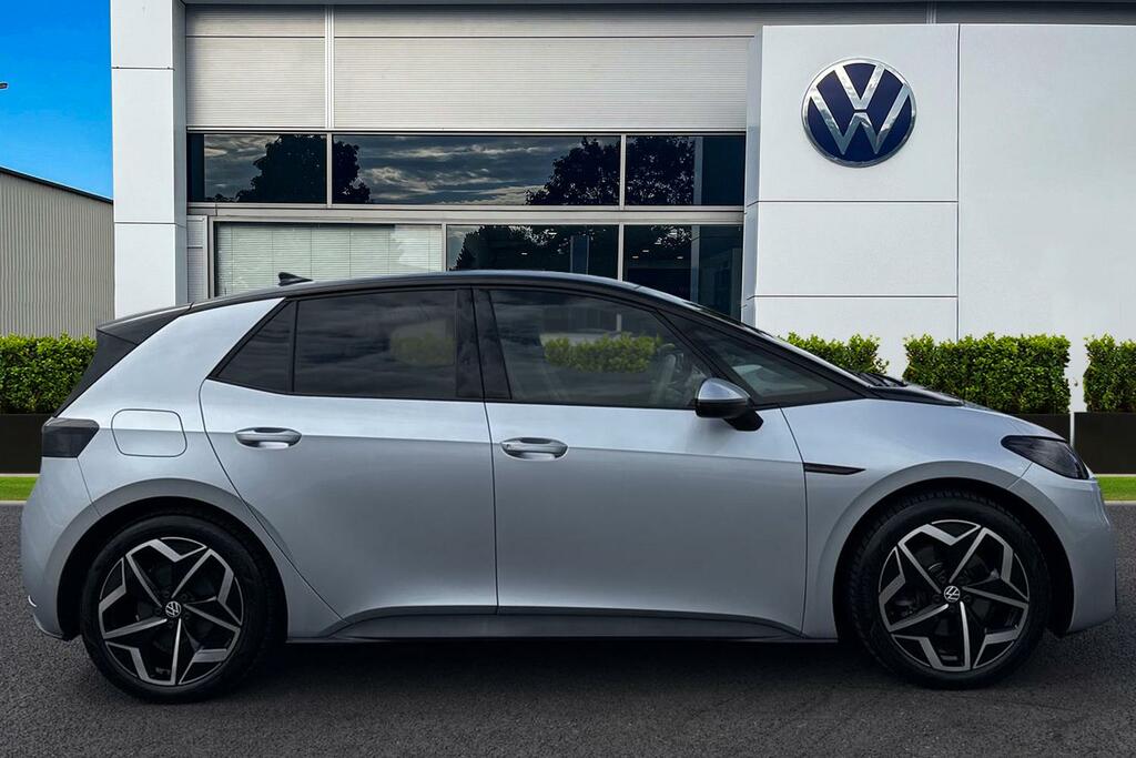 Volkswagen ID.3 150Kw Max Pro Performance 58Kwh 19 And White #3