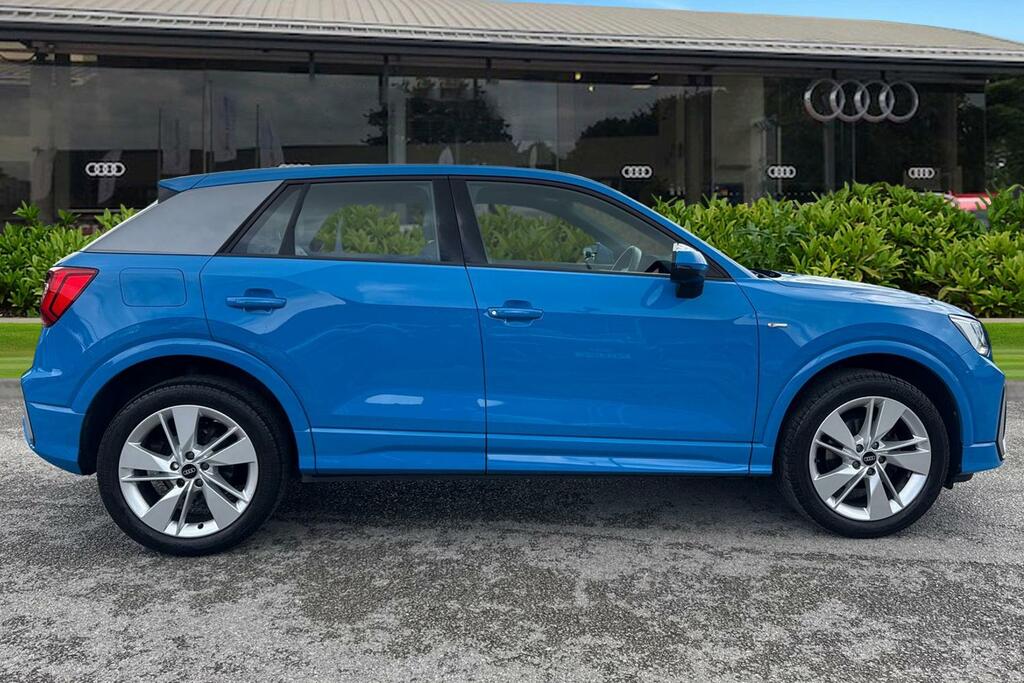 Audi Q2 S Line 30 Tfsi 110 Ps 6-Speed Blue #3