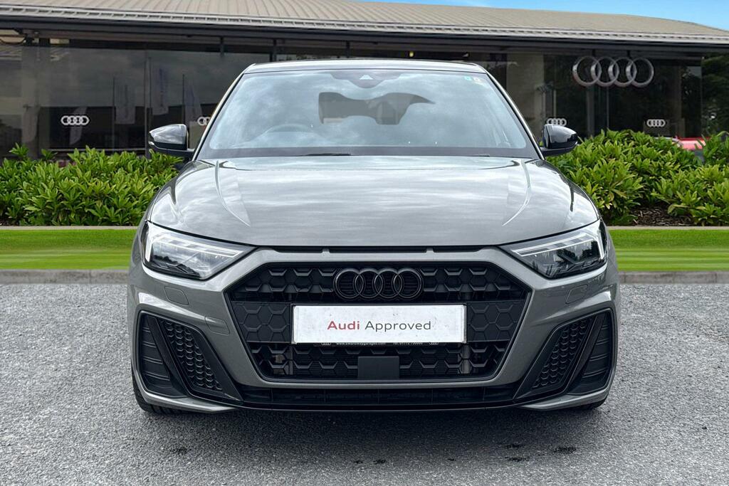Audi A1 Black Edition 25 Tfsi 95 Ps 5-Speed PJ75OSV Grey #5