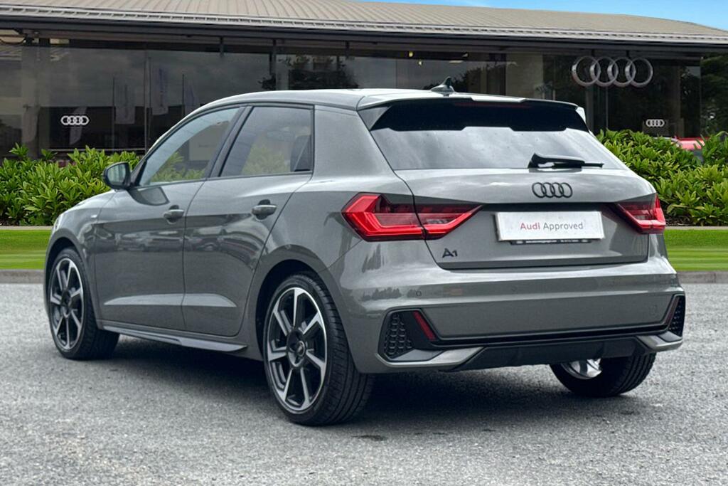 Audi A1 Black Edition 25 Tfsi 95 Ps 5-Speed PJ75OSV Grey #2